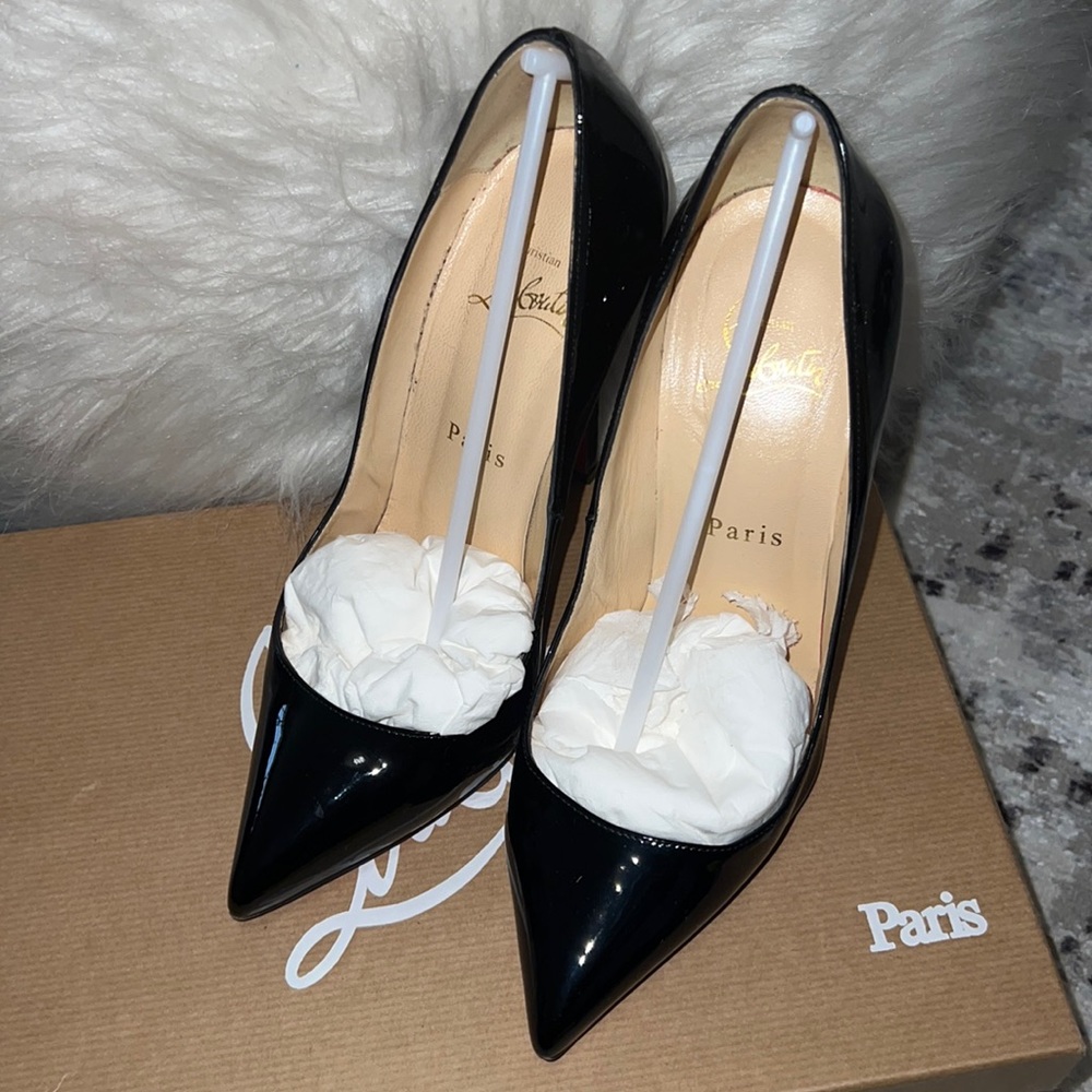 CHRISTIAN LOUBOUTIN PATENT LEATHER 120 PIGALLE (GOOD CONDITION)